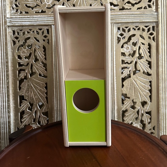 Lovevery Sliding Top Box green - Picture 2 of 5